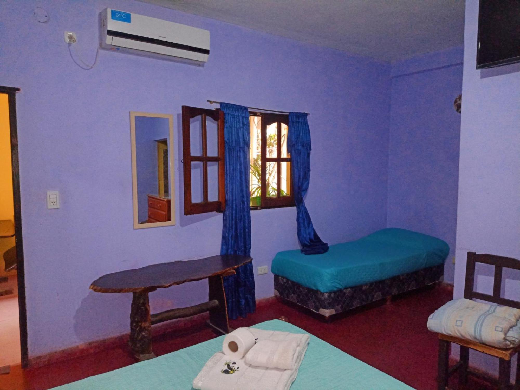 Hostal Benjamin Cafayate Bagian luar foto